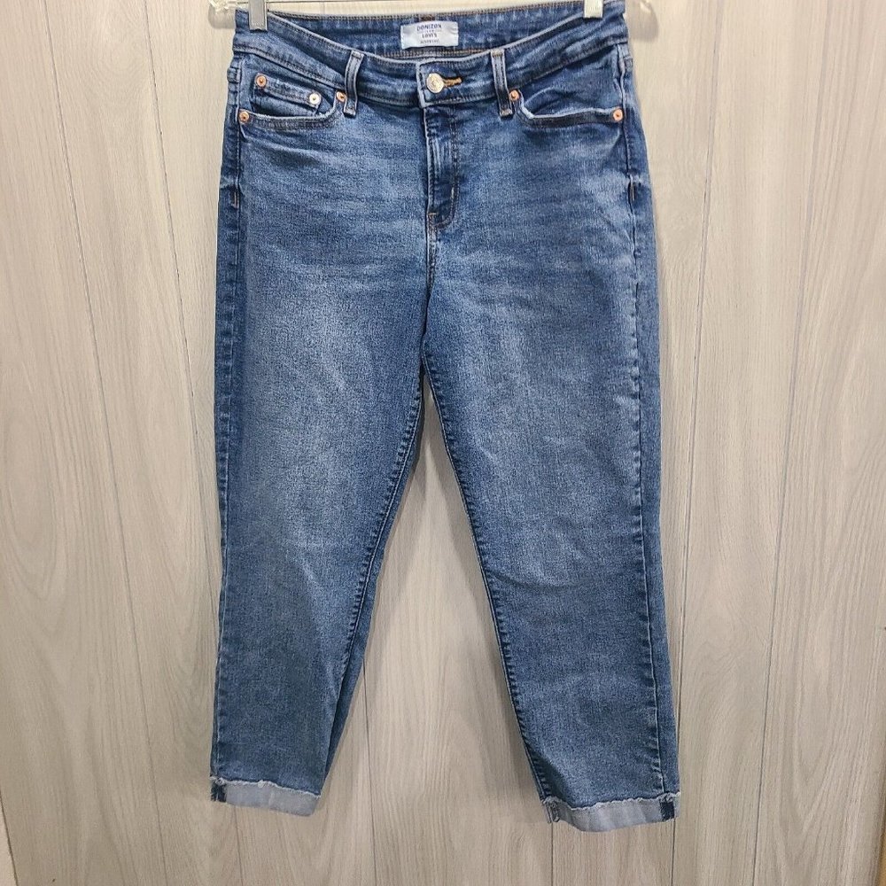 Denizen From Levi’s Women’s Size 8/29 Mid-Rise Boyfriend Jean Medium Wash Cuffed